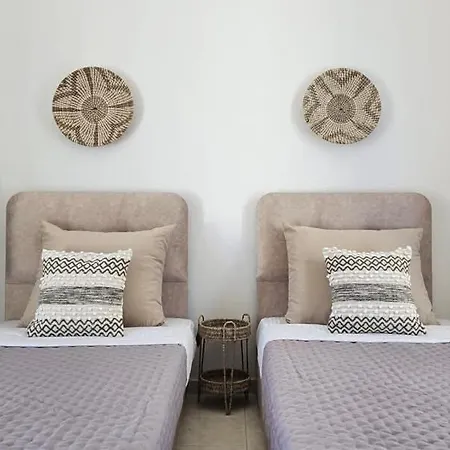 Sunset Milos Pera Holiday home
