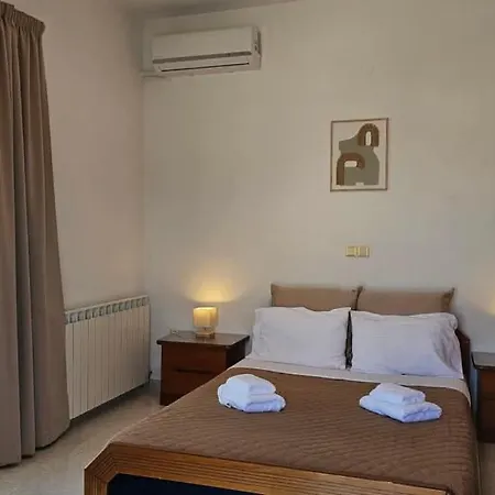 Vakantiehuis Sunset Milos Pera Triovasálos